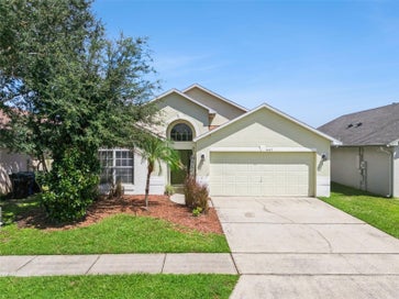 4649 EAGLE PEAK DRIVE KISSIMMEE FL 34746