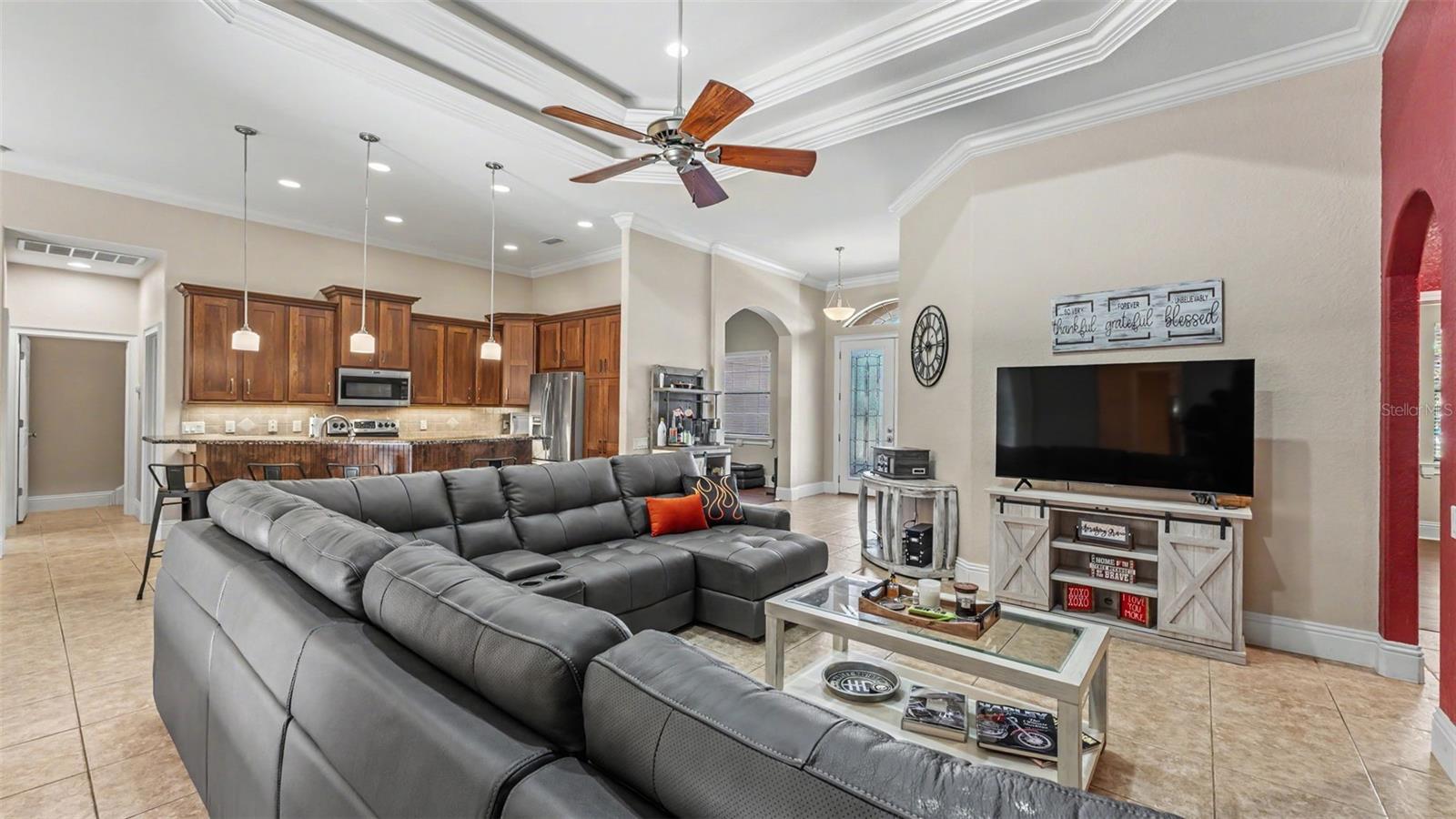 2873 KINSLEY DRIVE