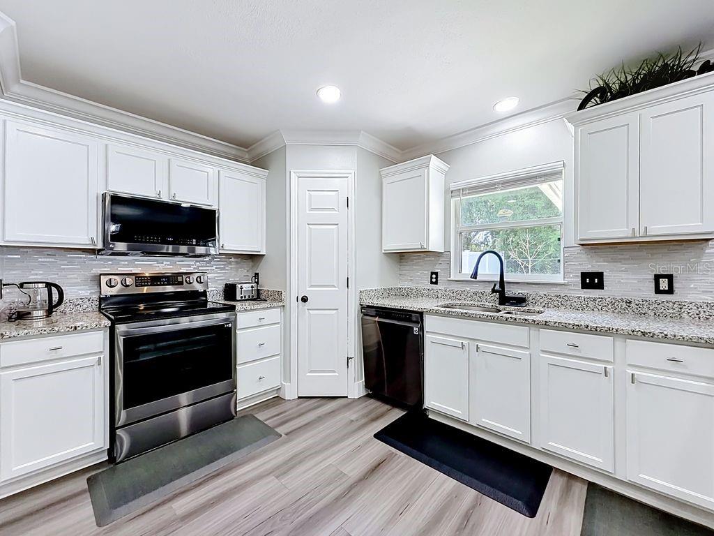 CELERY LAKES PH 1 - Residential