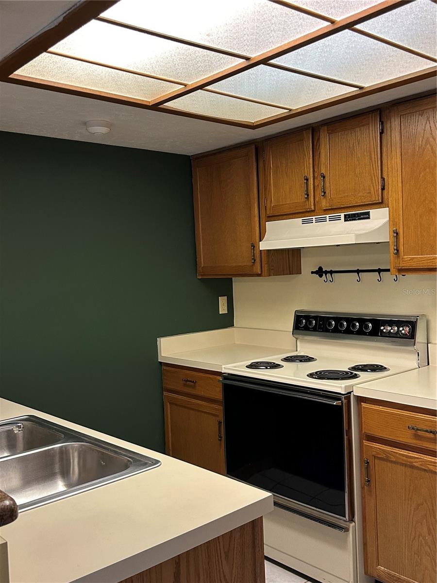 ROCKWOOD VILLAS UNIT II - Residential