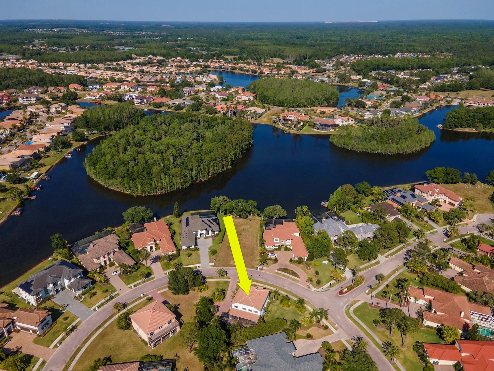 10528 BERMUDA ISLE DRIVE