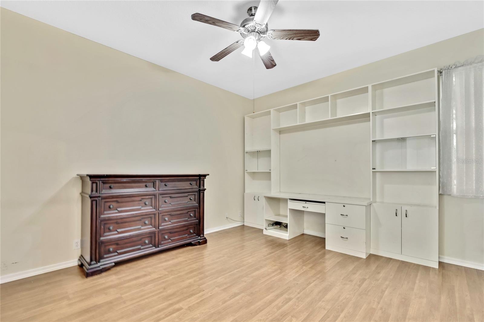 SILVERTHORN PH 1 - Residential