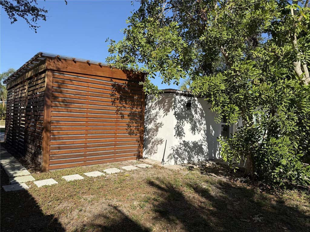 Photo of 907 Fruitland Avenue, Bradenton, FL 34207 (MLS # A4696554)