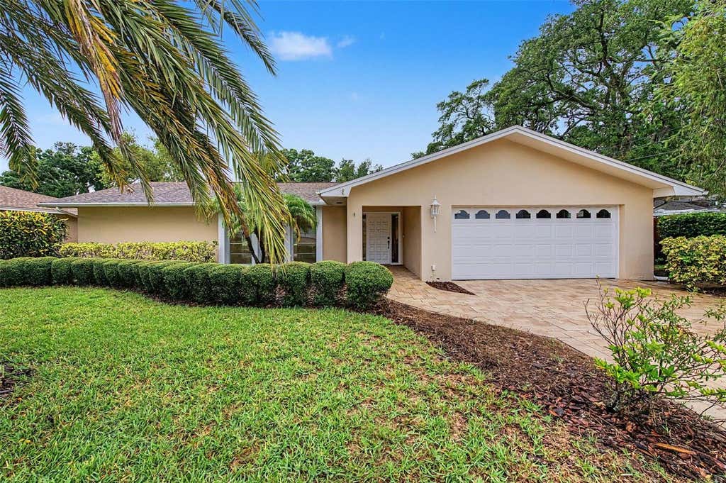 Photo of 14317 110th Terrace, Largo, FL 33774 (MLS # TB8532057)
