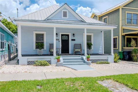 A home in TAMPA