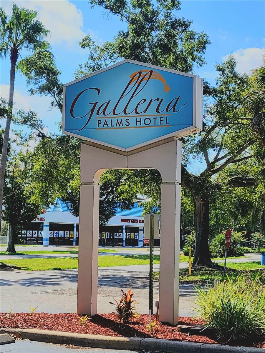 MERIDIAN PALMS COMM CONDO - Residential