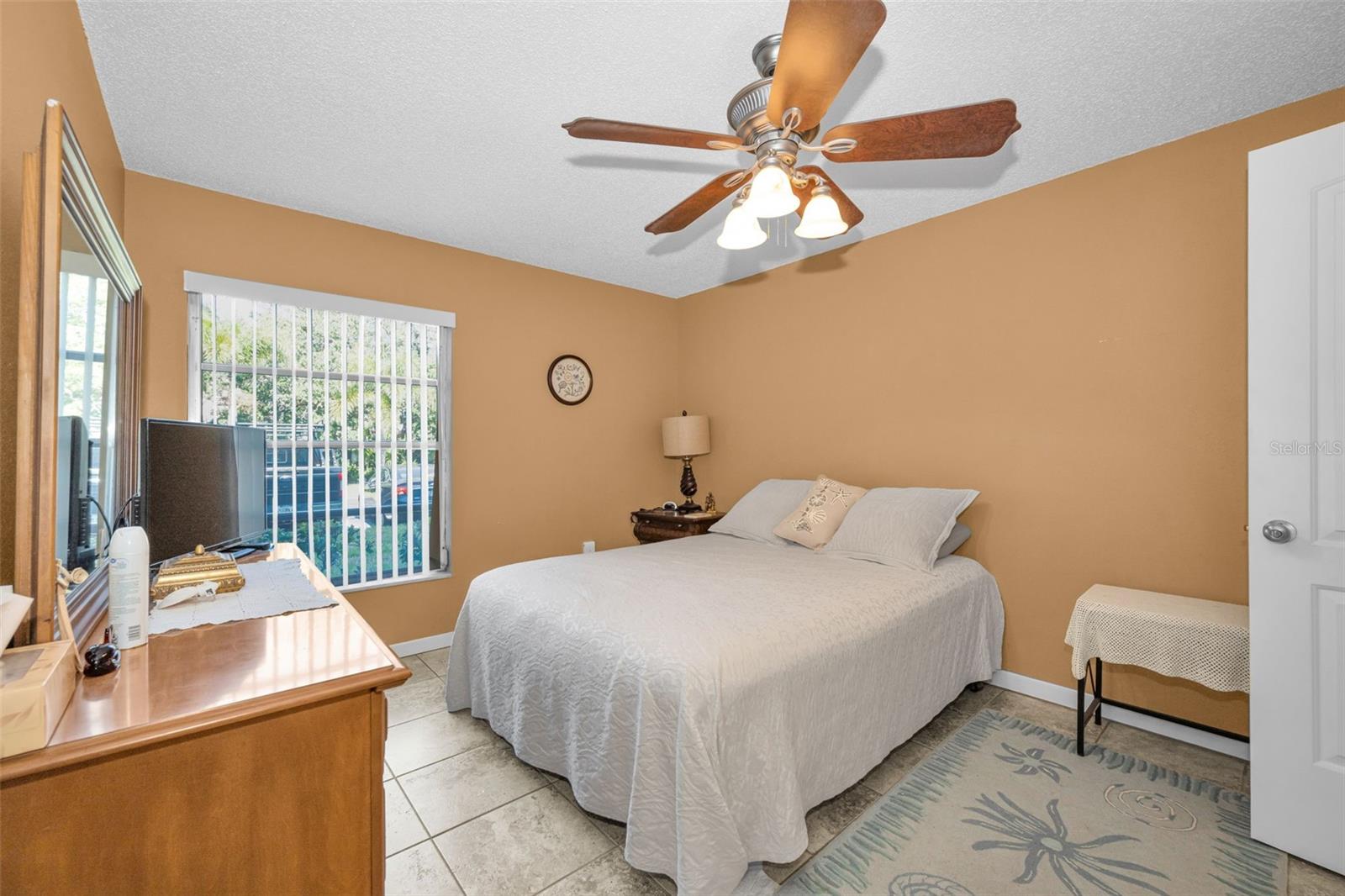 MEDITERRANEAN MANORS - Residential