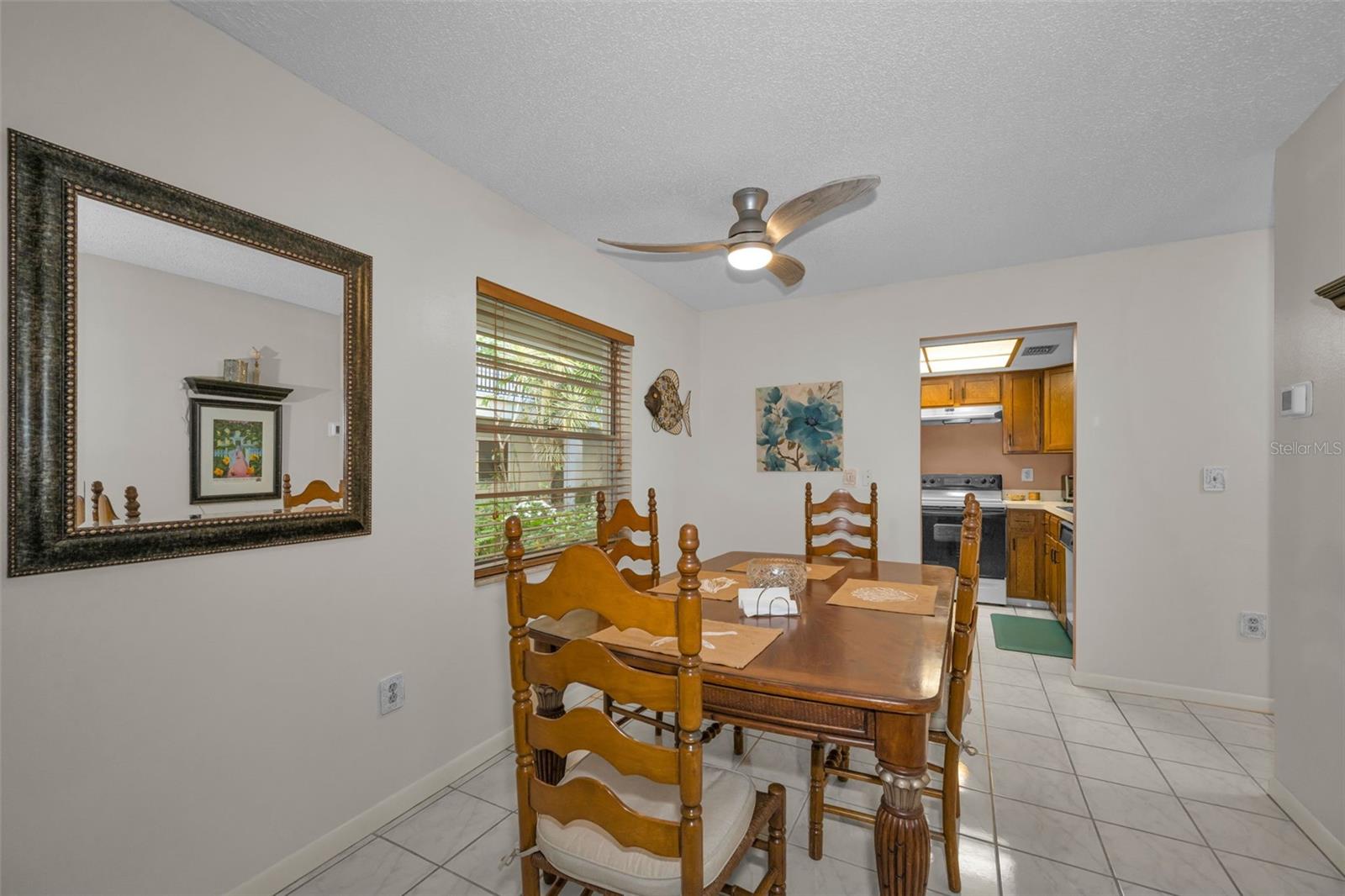 MEDITERRANEAN MANORS - Residential