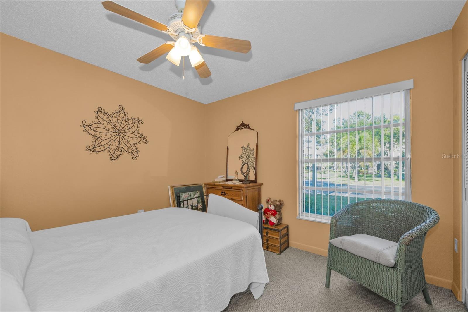 MEDITERRANEAN MANORS - Residential