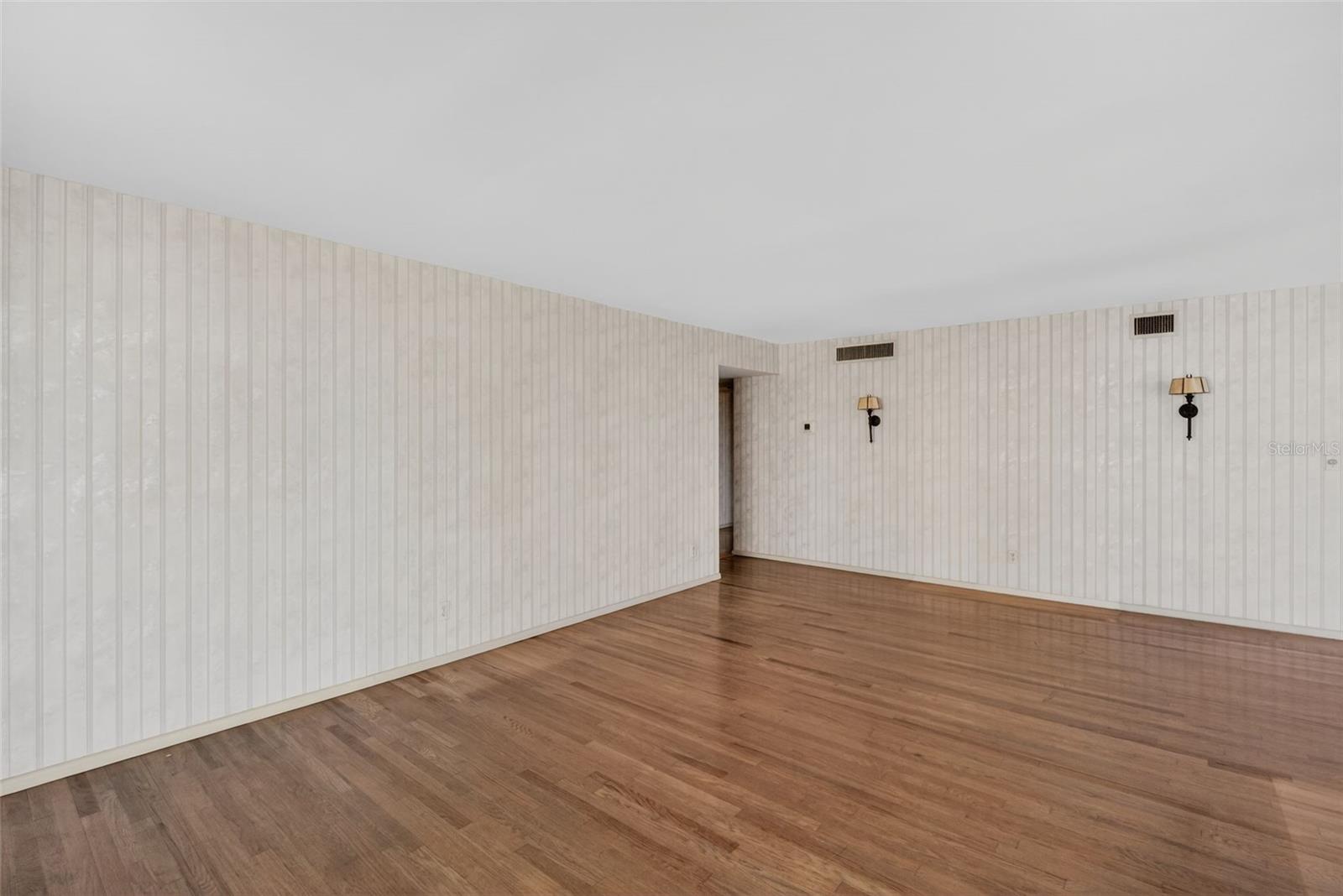 ONE WATERGATE - Residential