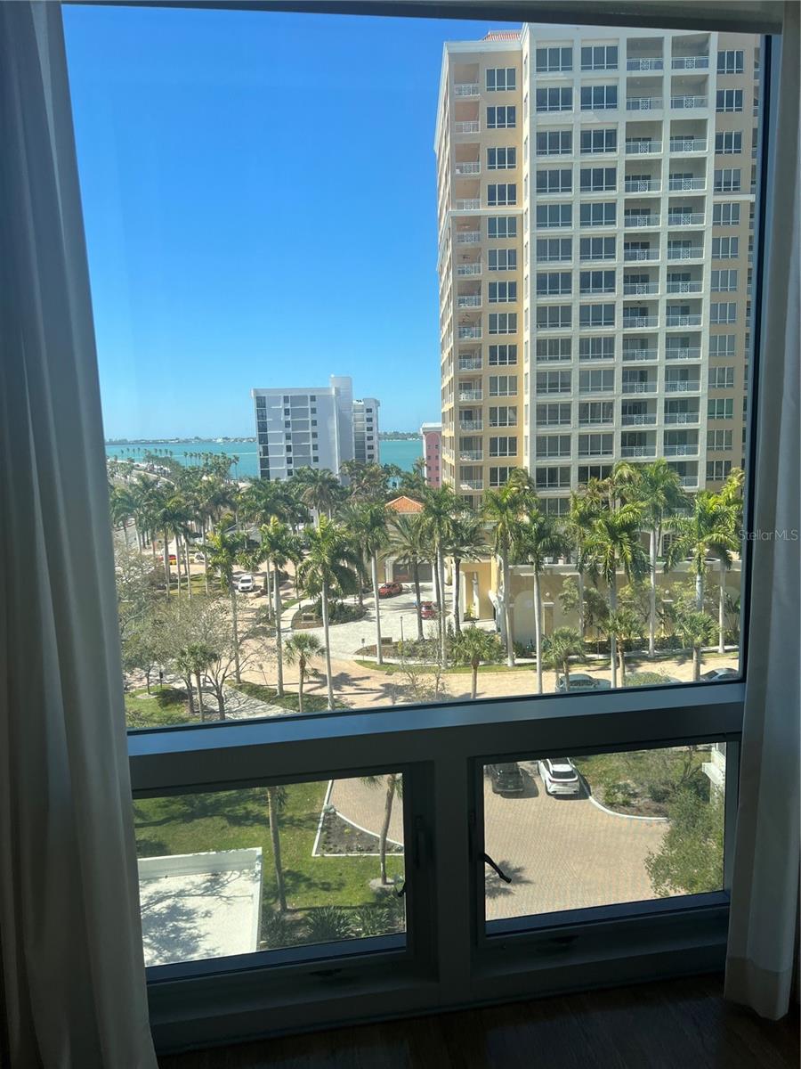 ONE WATERGATE - Residential