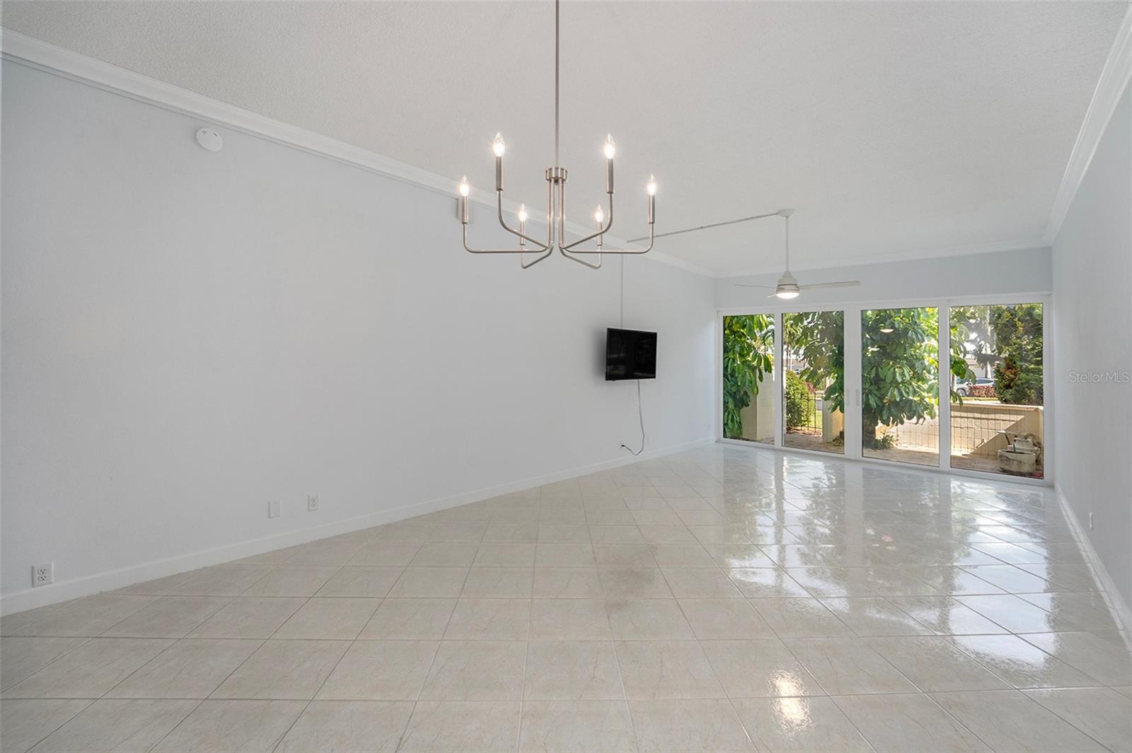 BAY ISLAND GROUP 1 - Residential