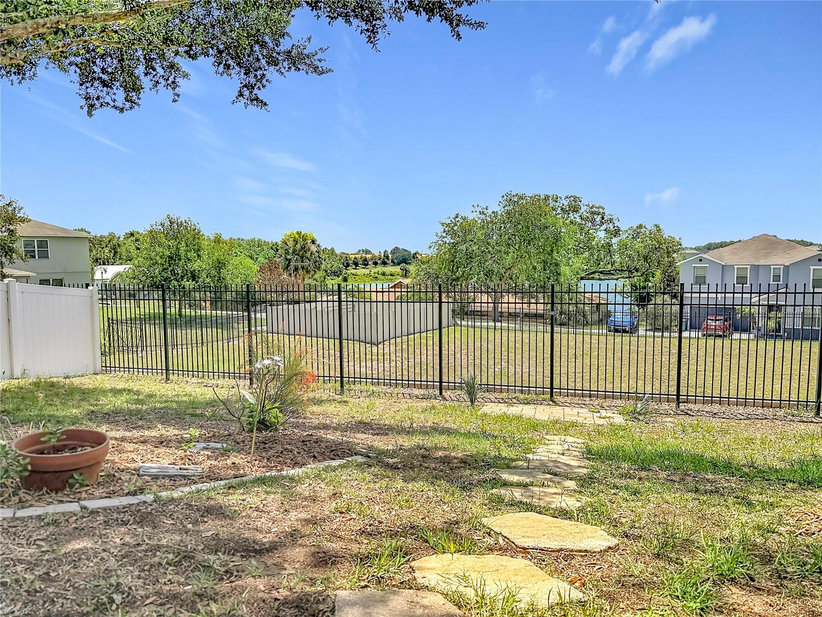 TAVARES LAKE ELSIE RESERVE - Residential