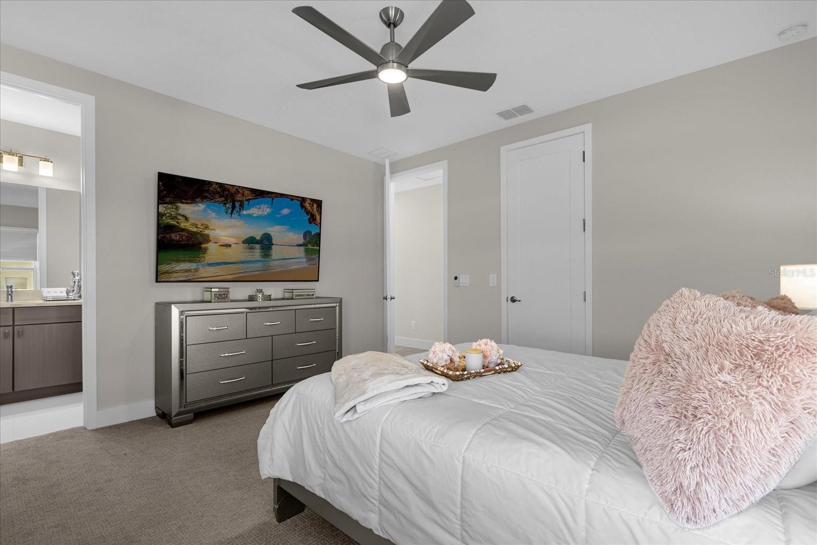 REUNION WEST 17TH & 18TH FAIRW - Residential