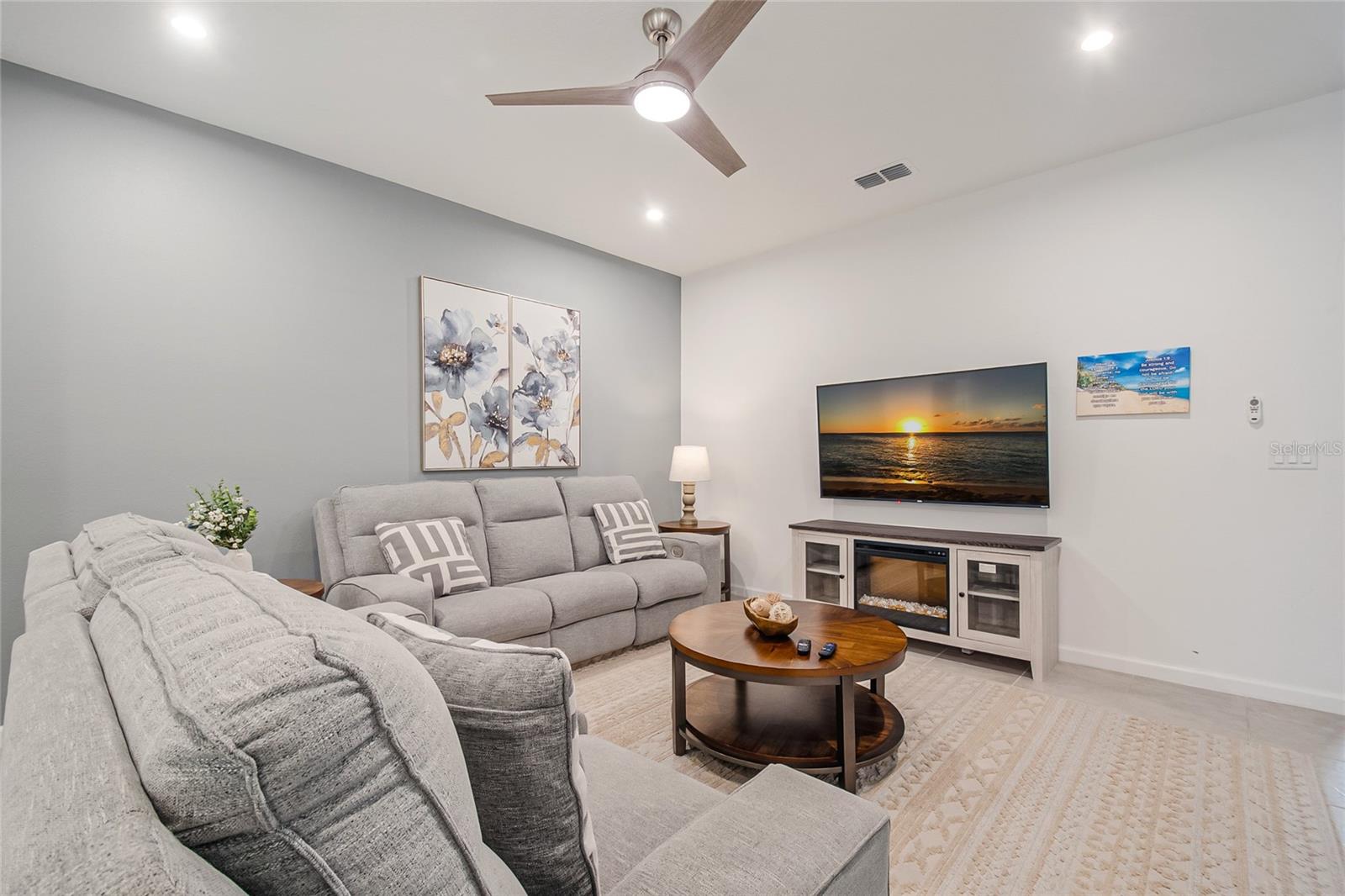 SOLARA PH 3 REP - Residential