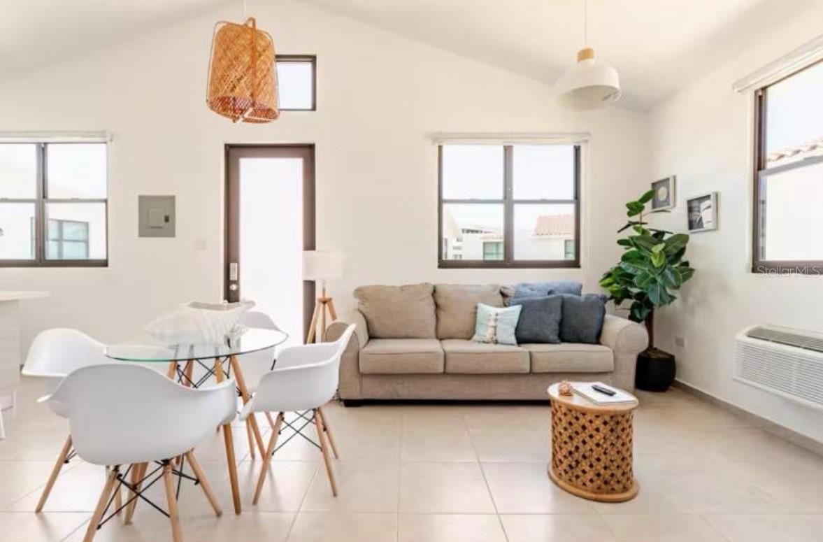 MARBELA CASA DE PLAYA - Residential