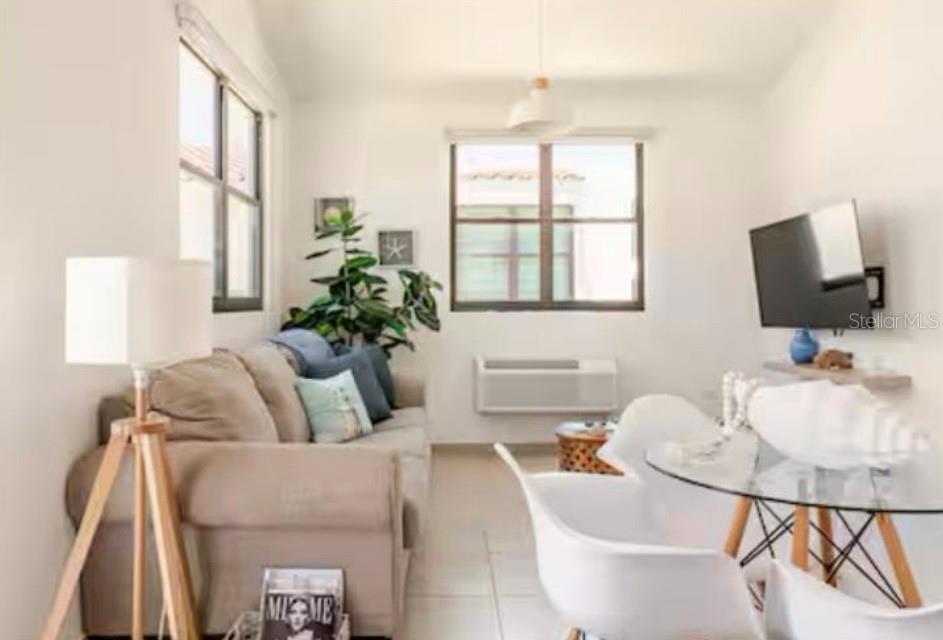 MARBELA CASA DE PLAYA - Residential