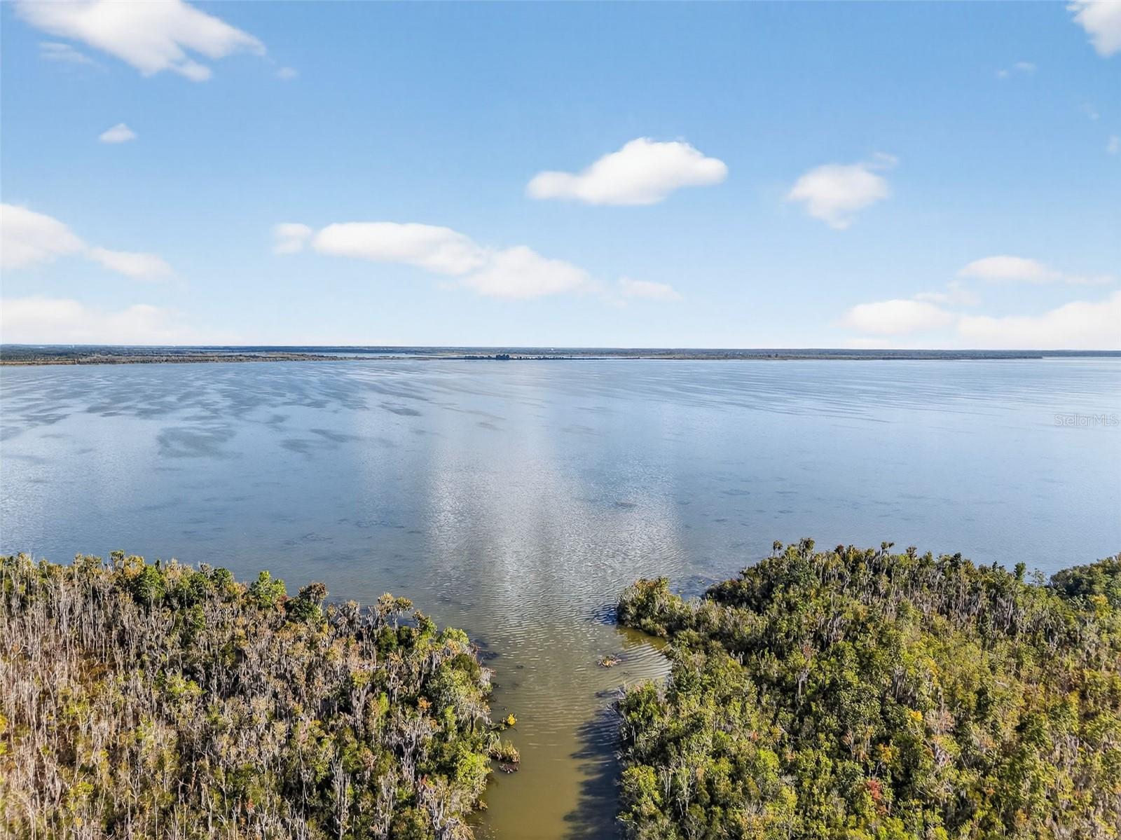 HARBOR HILLS - Residential