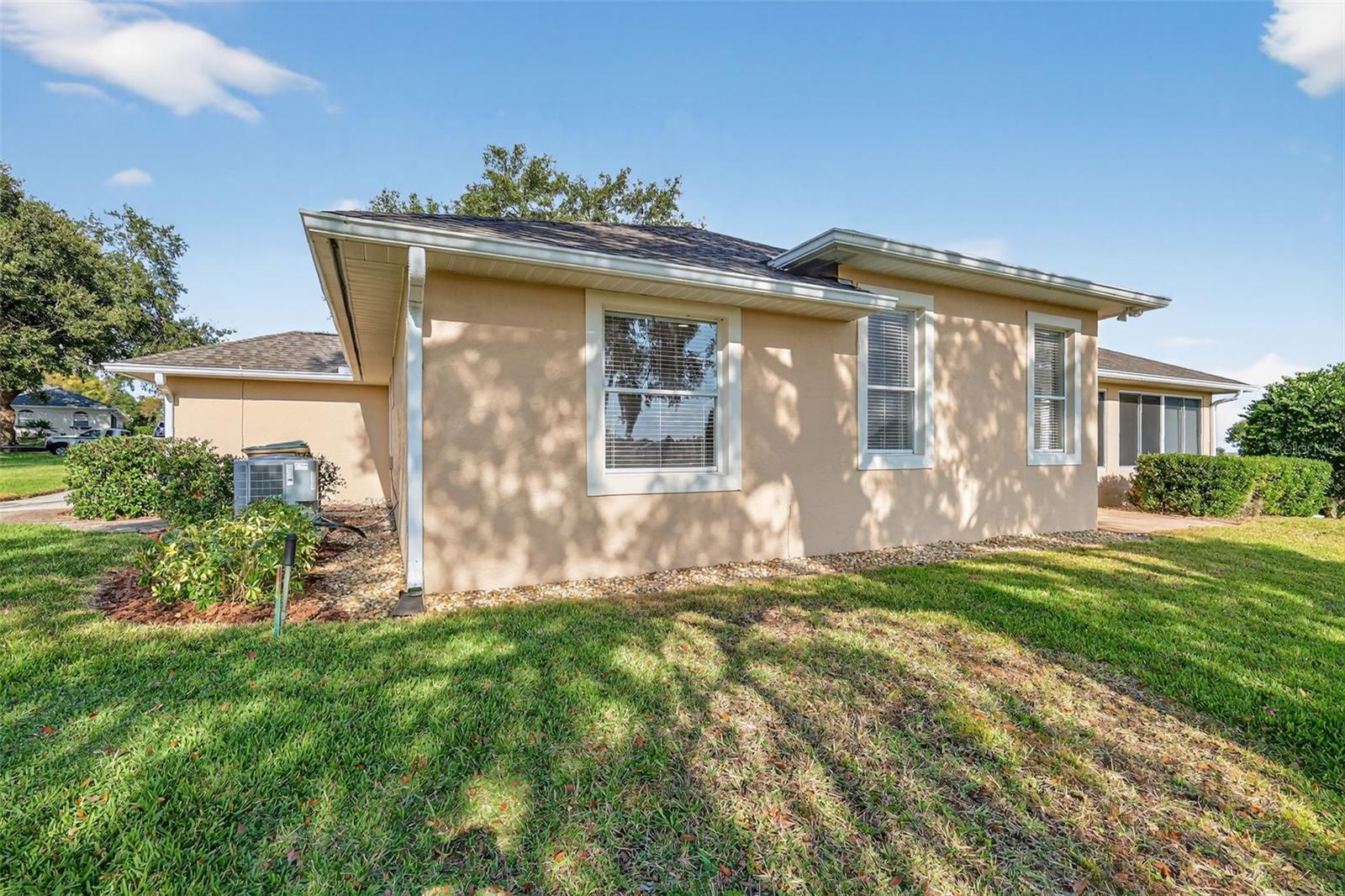 HARBOR HILLS - Residential