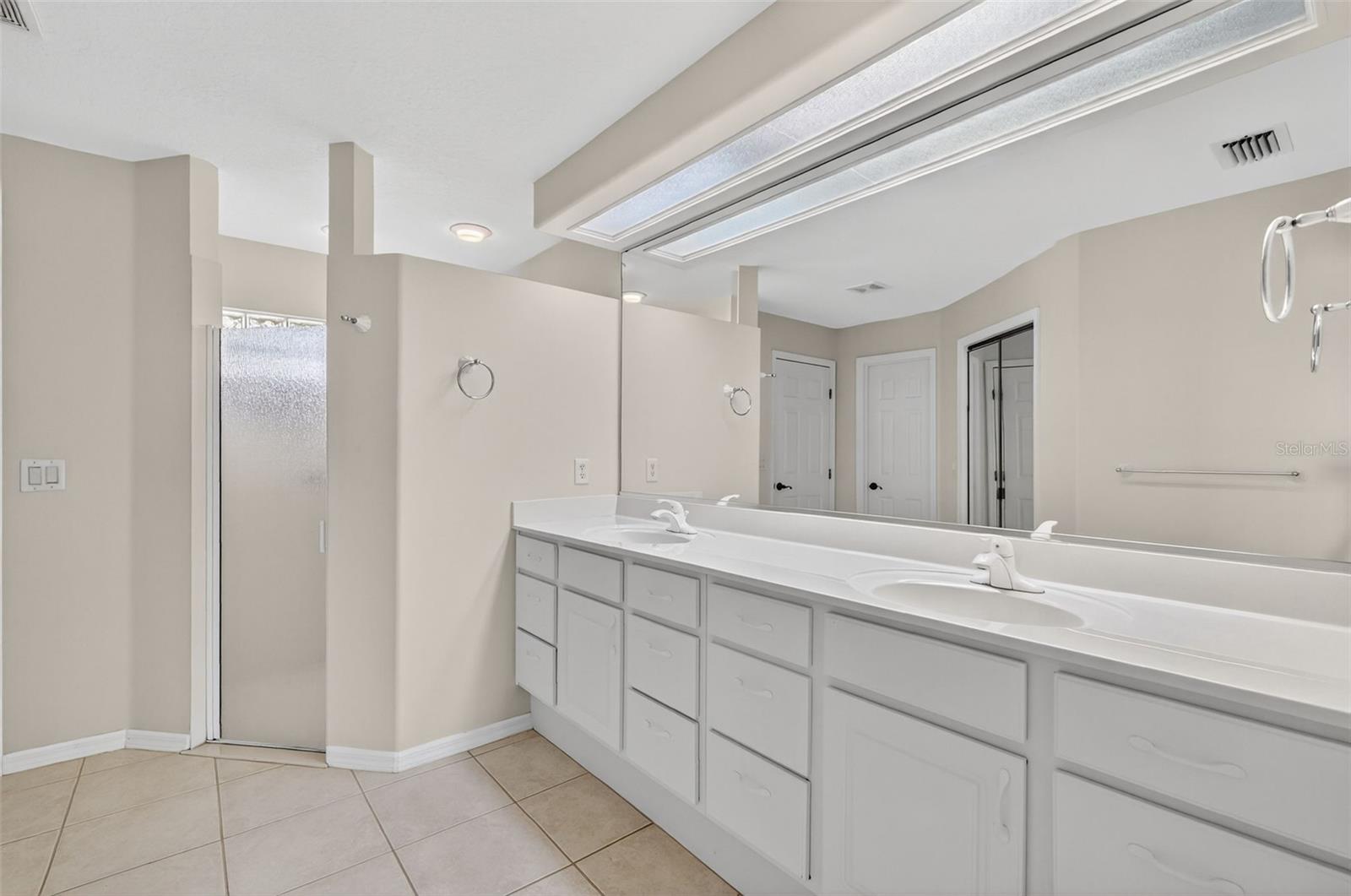 HARBOR HILLS - Residential