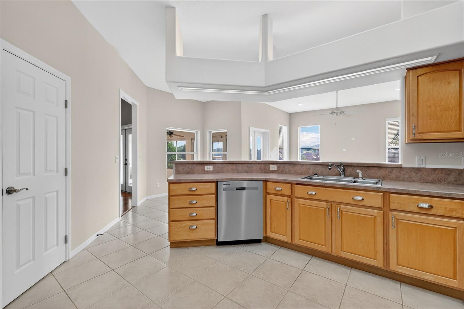 HARBOR HILLS - Residential