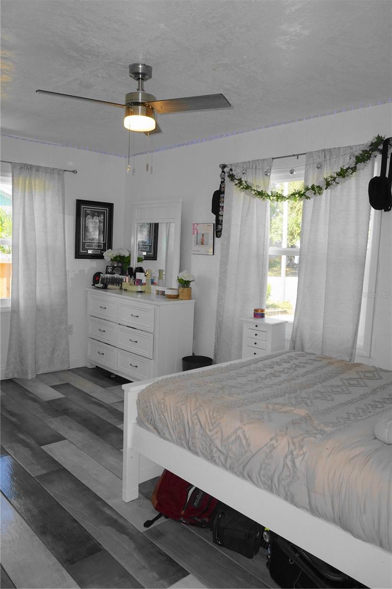 PINELLAS ADD TO ST PETERSBURG FLA - Residential