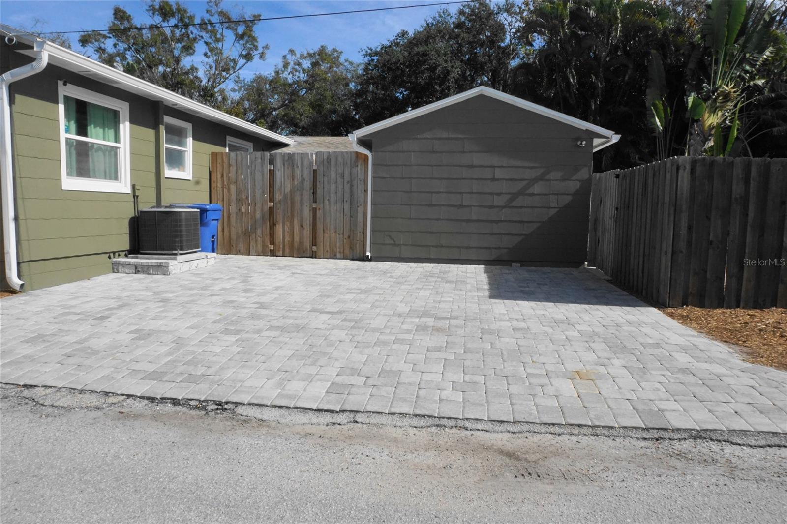 PINELLAS ADD TO ST PETERSBURG FLA - Residential