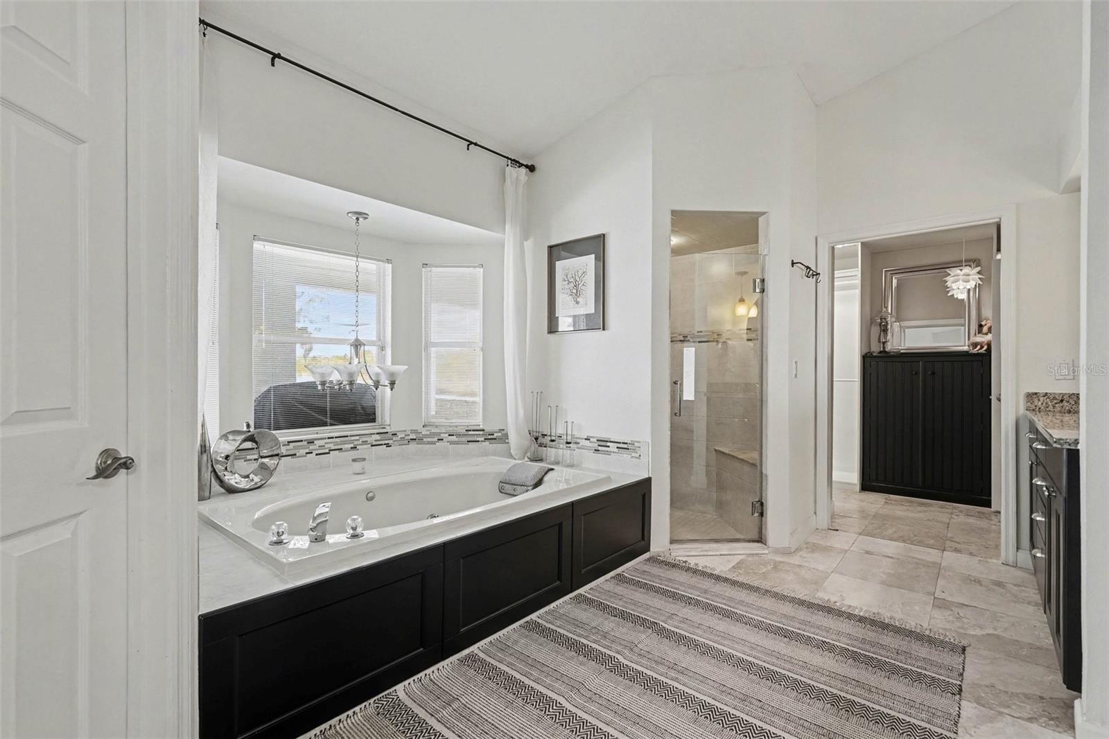 ROYAL HIGHLANDS - Residential