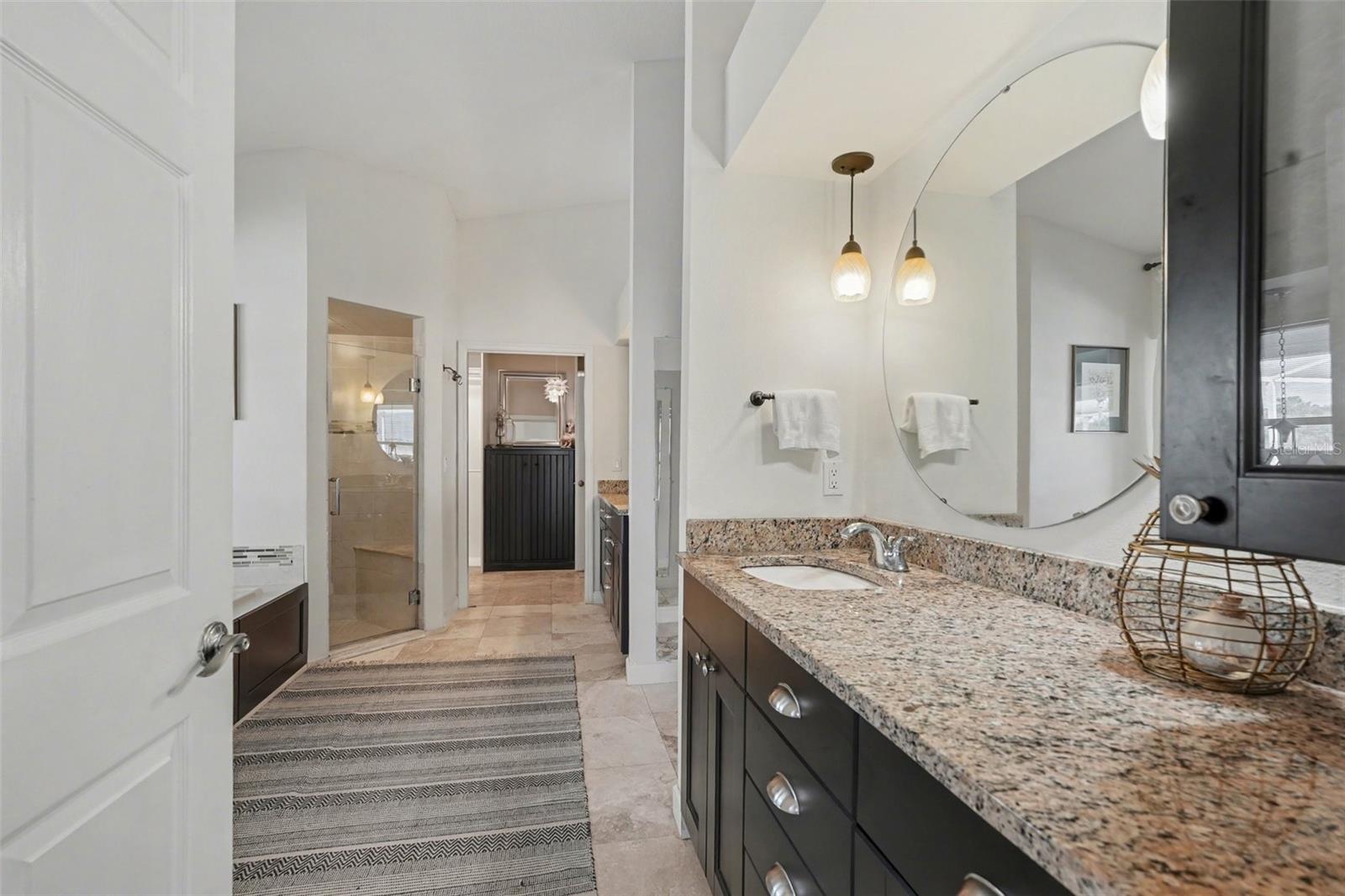 ROYAL HIGHLANDS - Residential