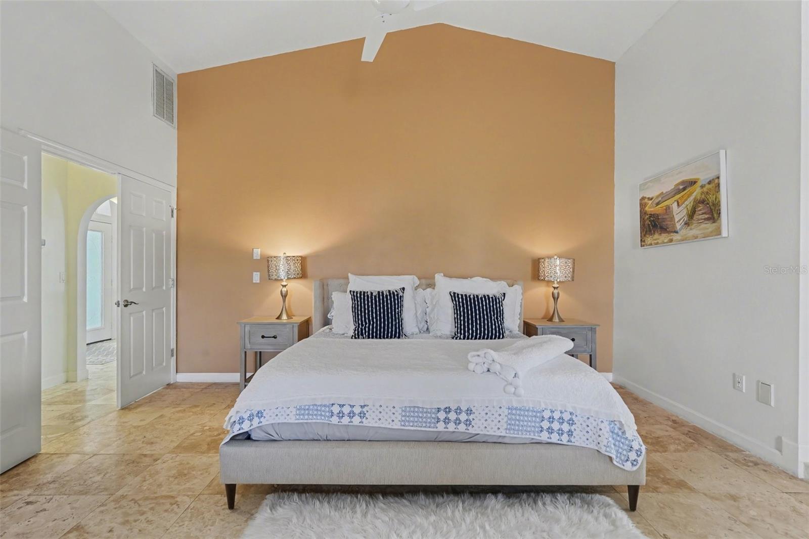 ROYAL HIGHLANDS - Residential