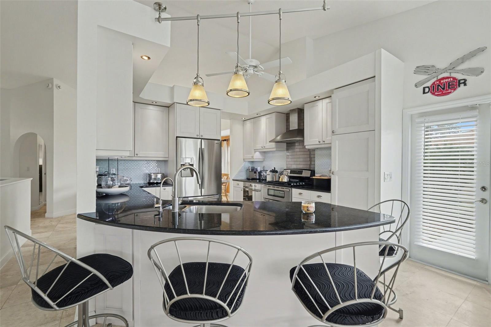 ROYAL HIGHLANDS - Residential