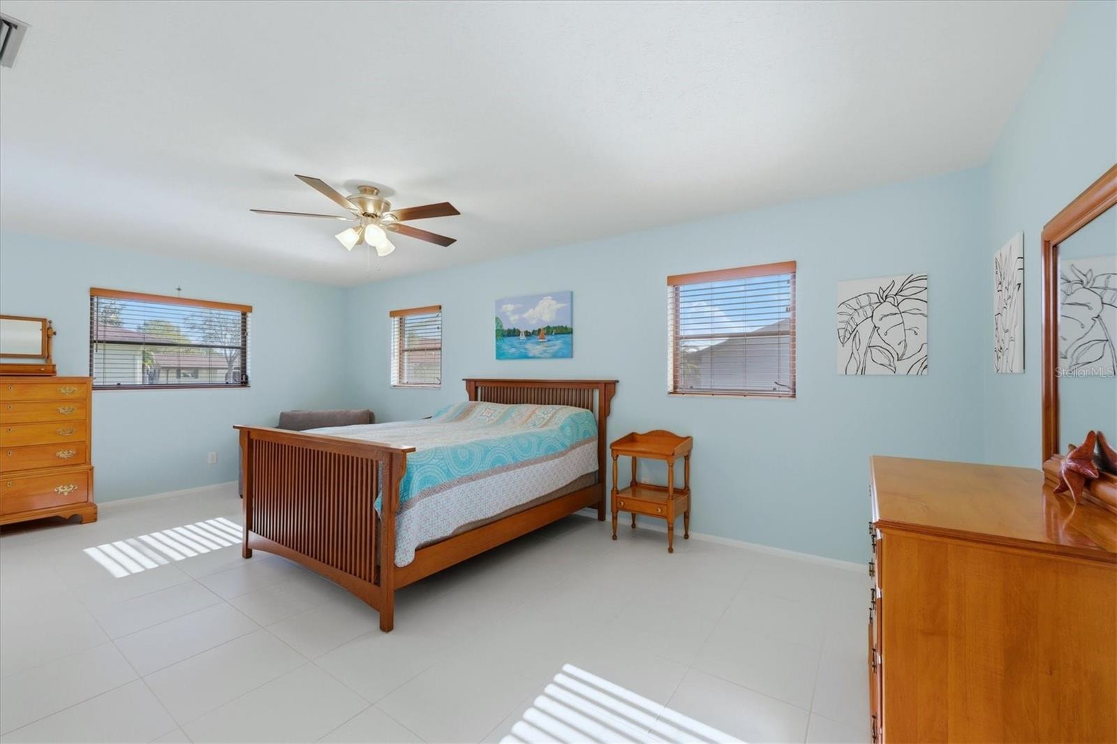 SOUTH VENICE - Residential