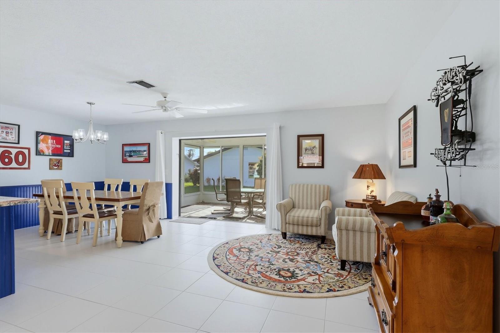 SOUTH VENICE - Residential