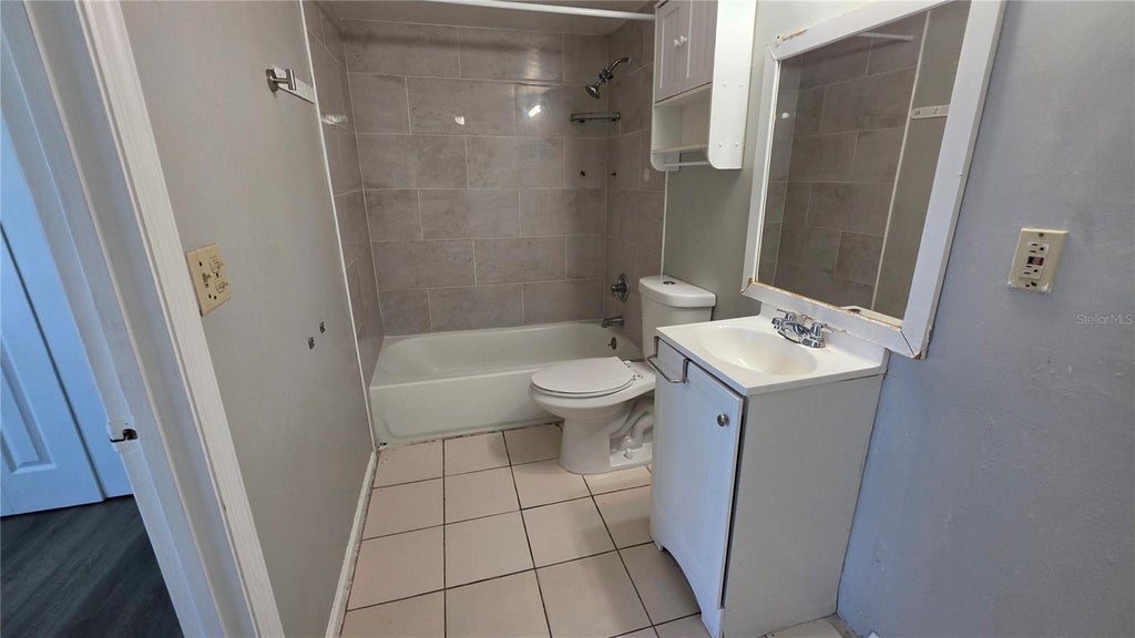 Photo of 1802 Barton Drive #7, Kissimmee, FL 34741 (MLS # S5159523)