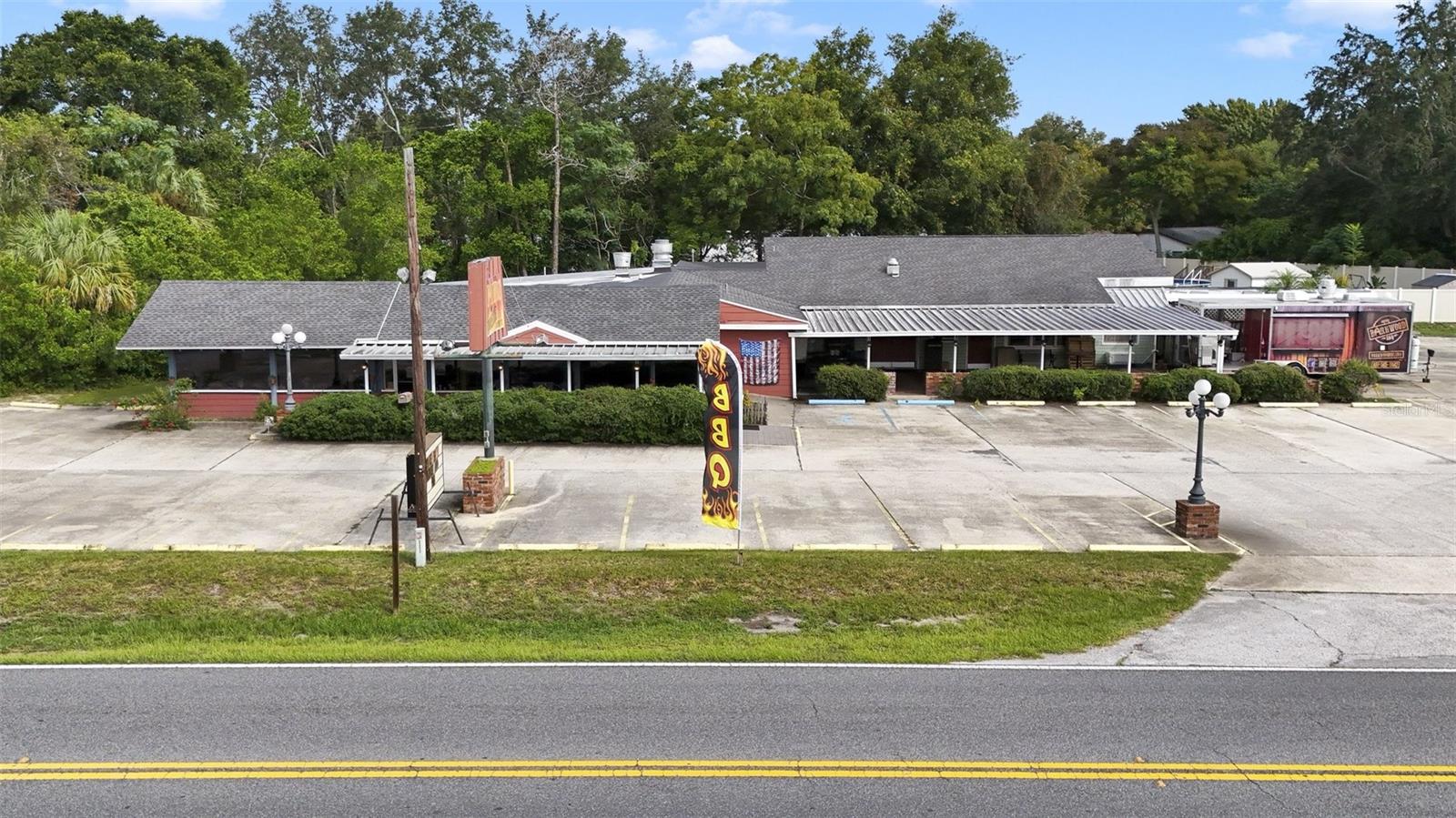 3725 W OLD US HIGHWAY 441