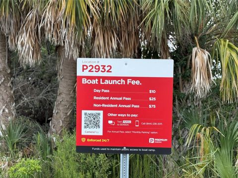 Tiny photo for 326 W Homeway Loop, Citrus Springs, FL 34434 (MLS # W7881655)