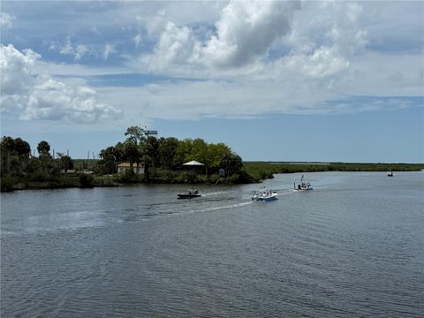 Tiny photo for 326 W Homeway Loop, Citrus Springs, FL 34434 (MLS # W7881655)