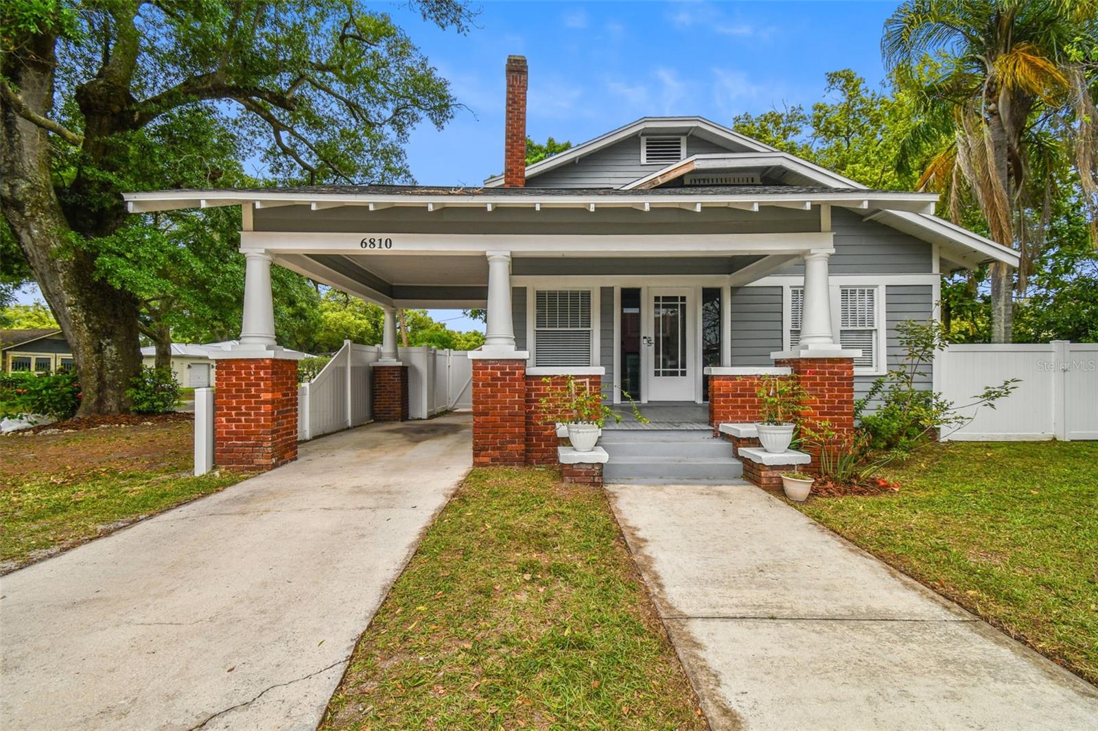 6810 N NAVIN AVENUE