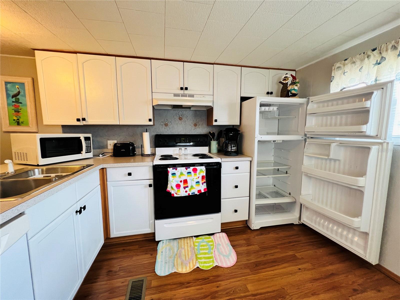 LAKE HIGHLANDER MOBILE HOME PARK UNREC - Residential