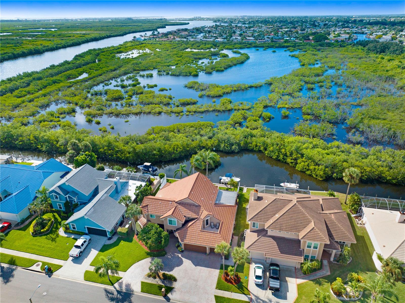 VILLA DE PALMAS SYKES COVE SEC 02 - Residential