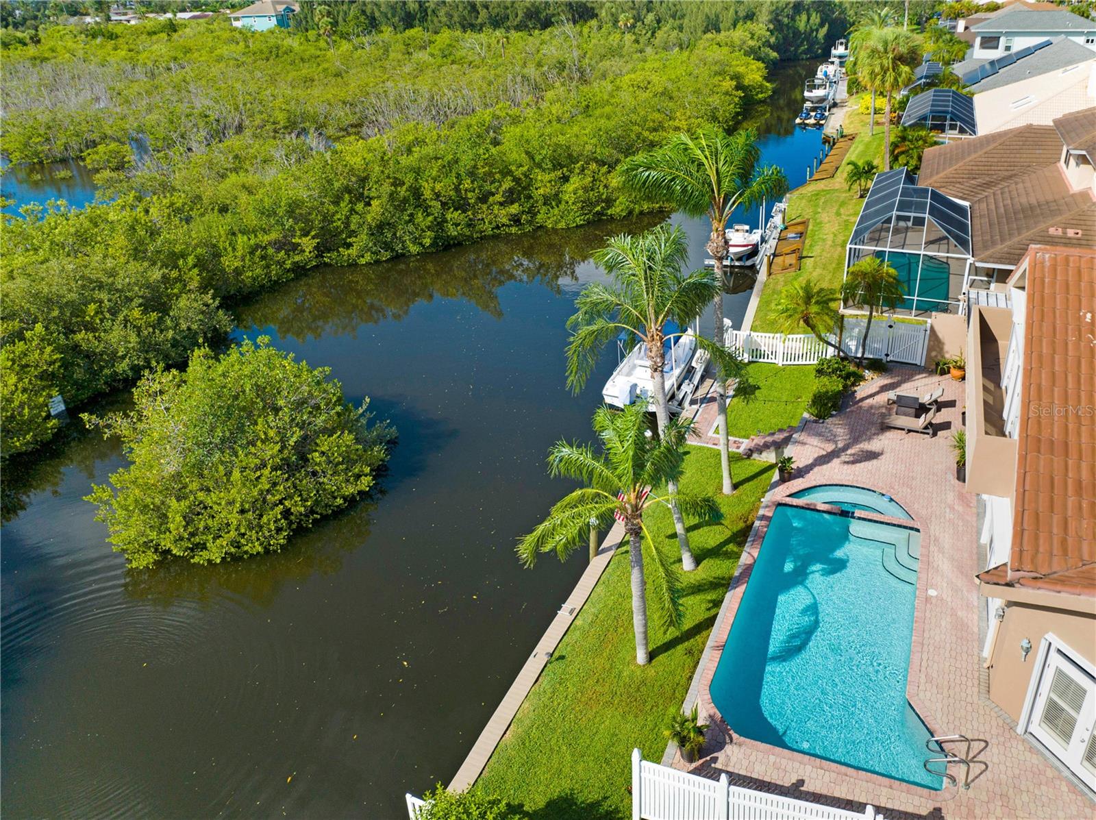 VILLA DE PALMAS SYKES COVE SEC 02 - Residential