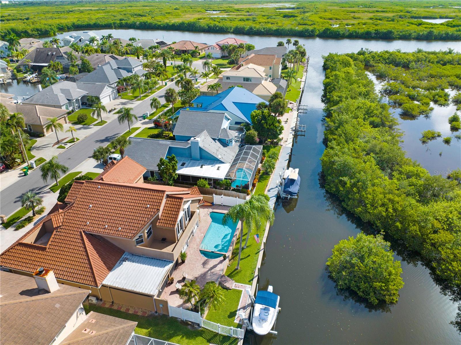 VILLA DE PALMAS SYKES COVE SEC 02 - Residential