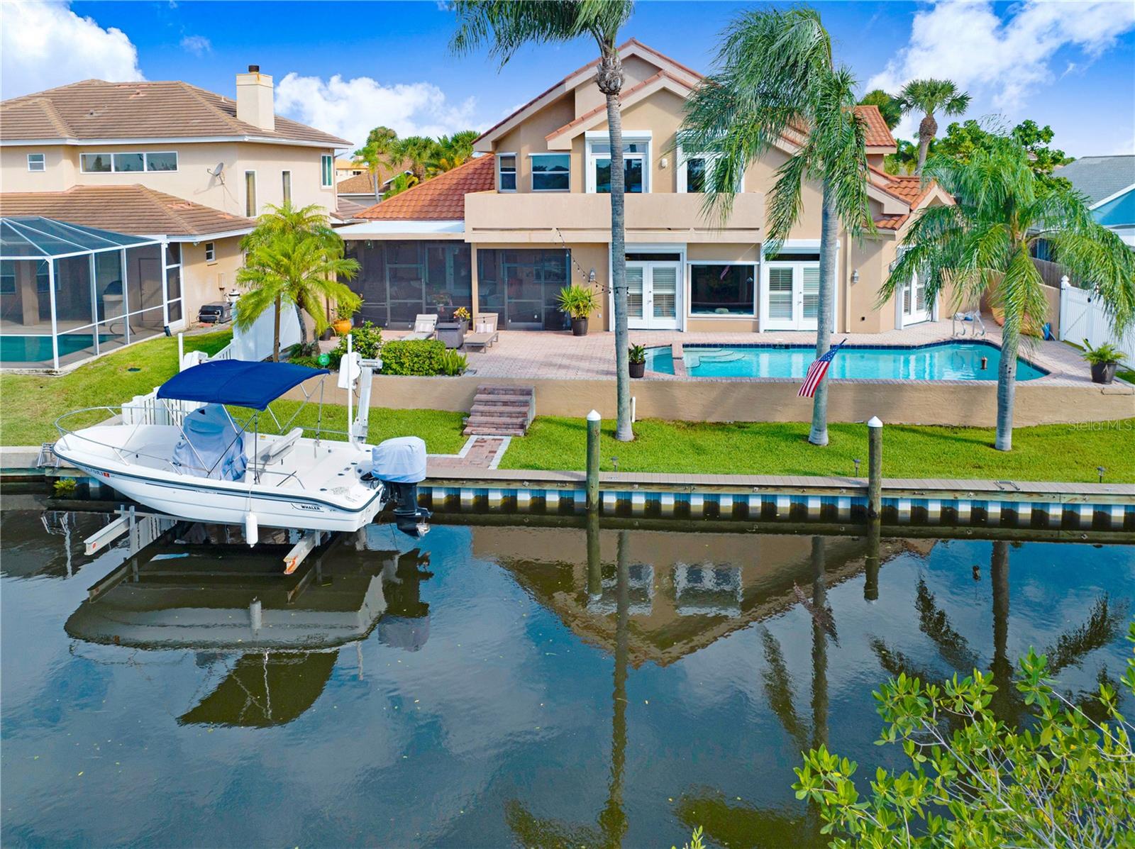 VILLA DE PALMAS SYKES COVE SEC 02 - Residential