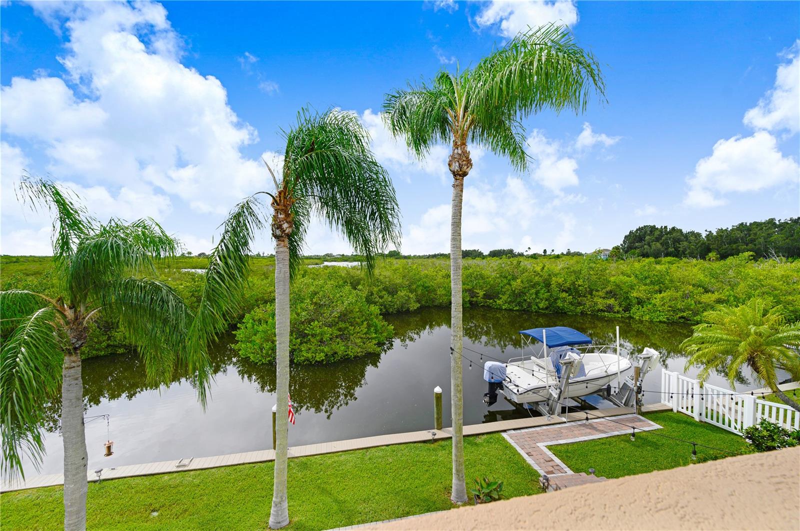 VILLA DE PALMAS SYKES COVE SEC 02 - Residential