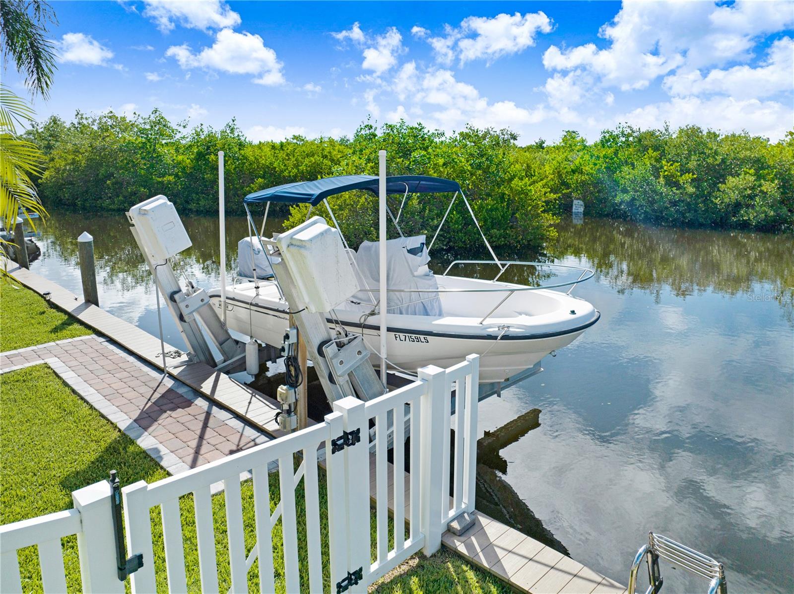 VILLA DE PALMAS SYKES COVE SEC 02 - Residential