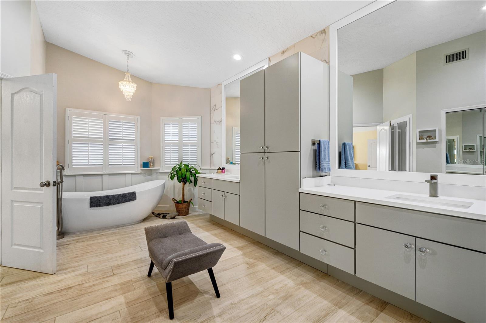 VILLA DE PALMAS SYKES COVE SEC 02 - Residential