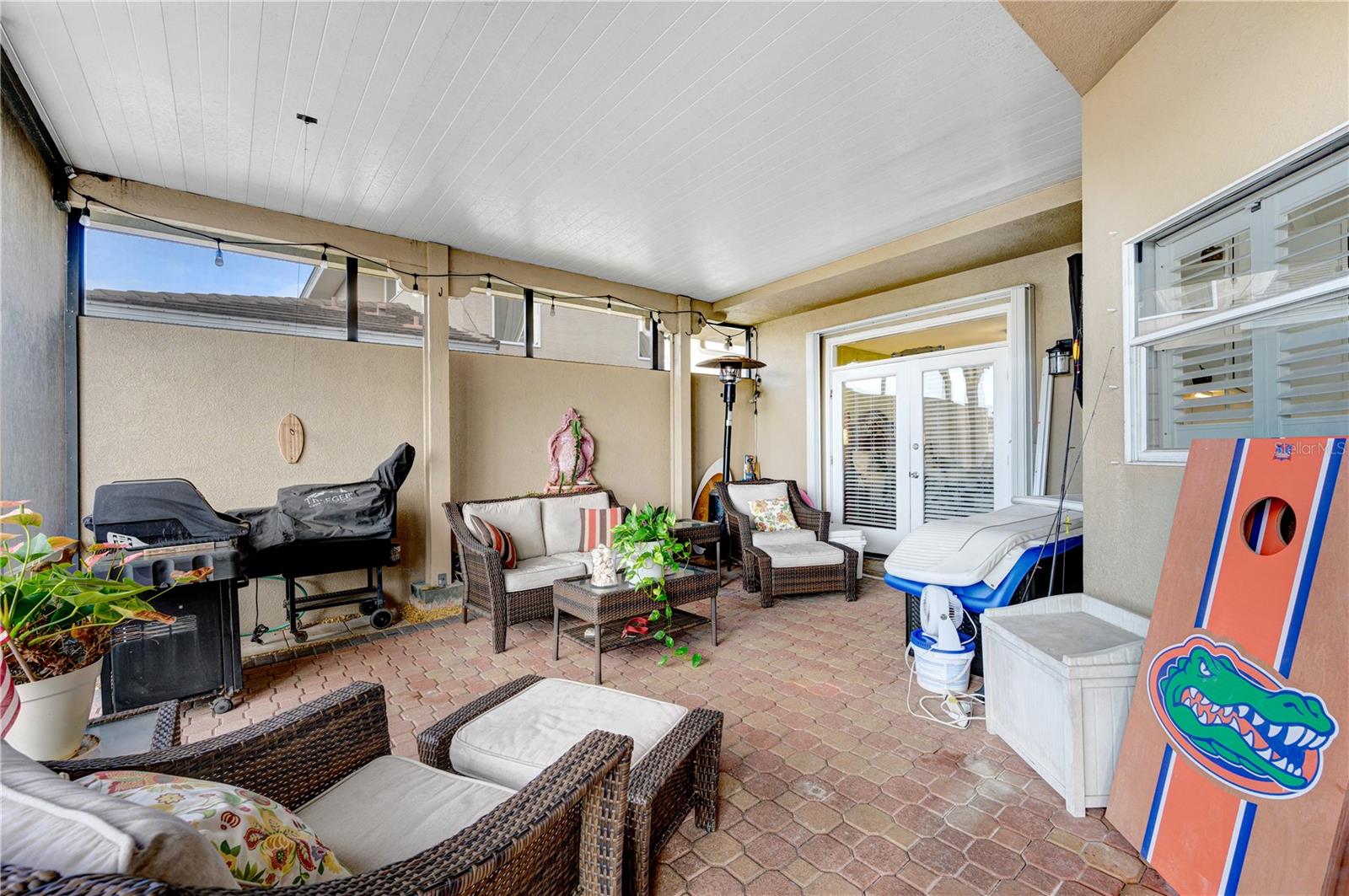 VILLA DE PALMAS SYKES COVE SEC 02 - Residential