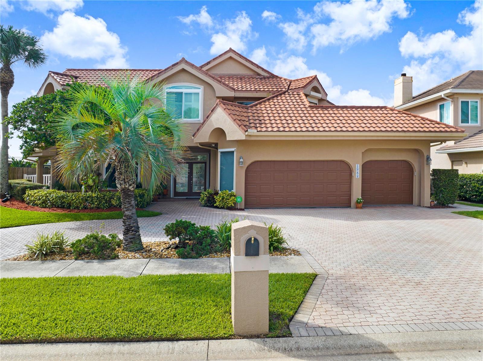 VILLA DE PALMAS SYKES COVE SEC 02 - Residential