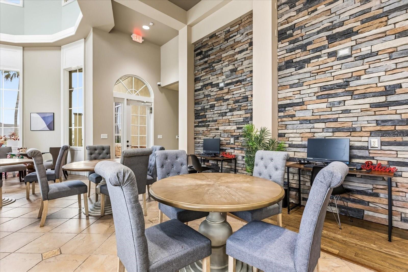 BELLALAGO PH 5J - Residential