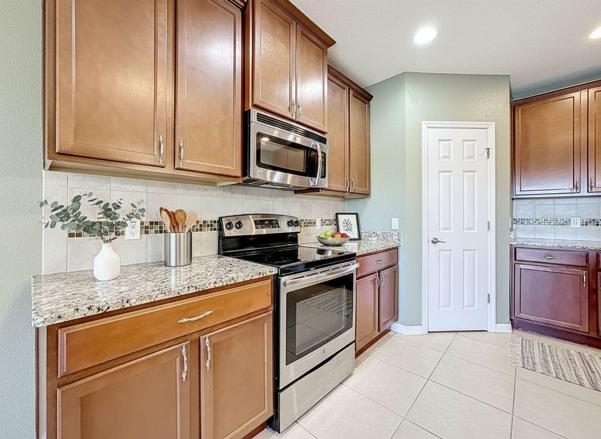 BELLALAGO PH 5J - Residential